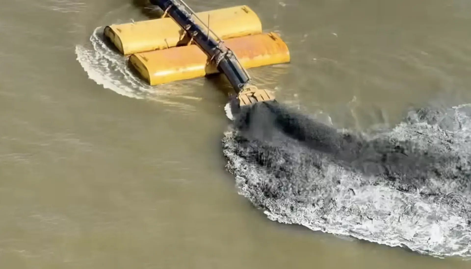 mobile bay dredging