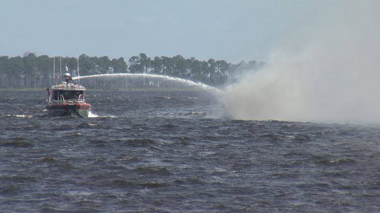 Boat fire in gulf shores area news