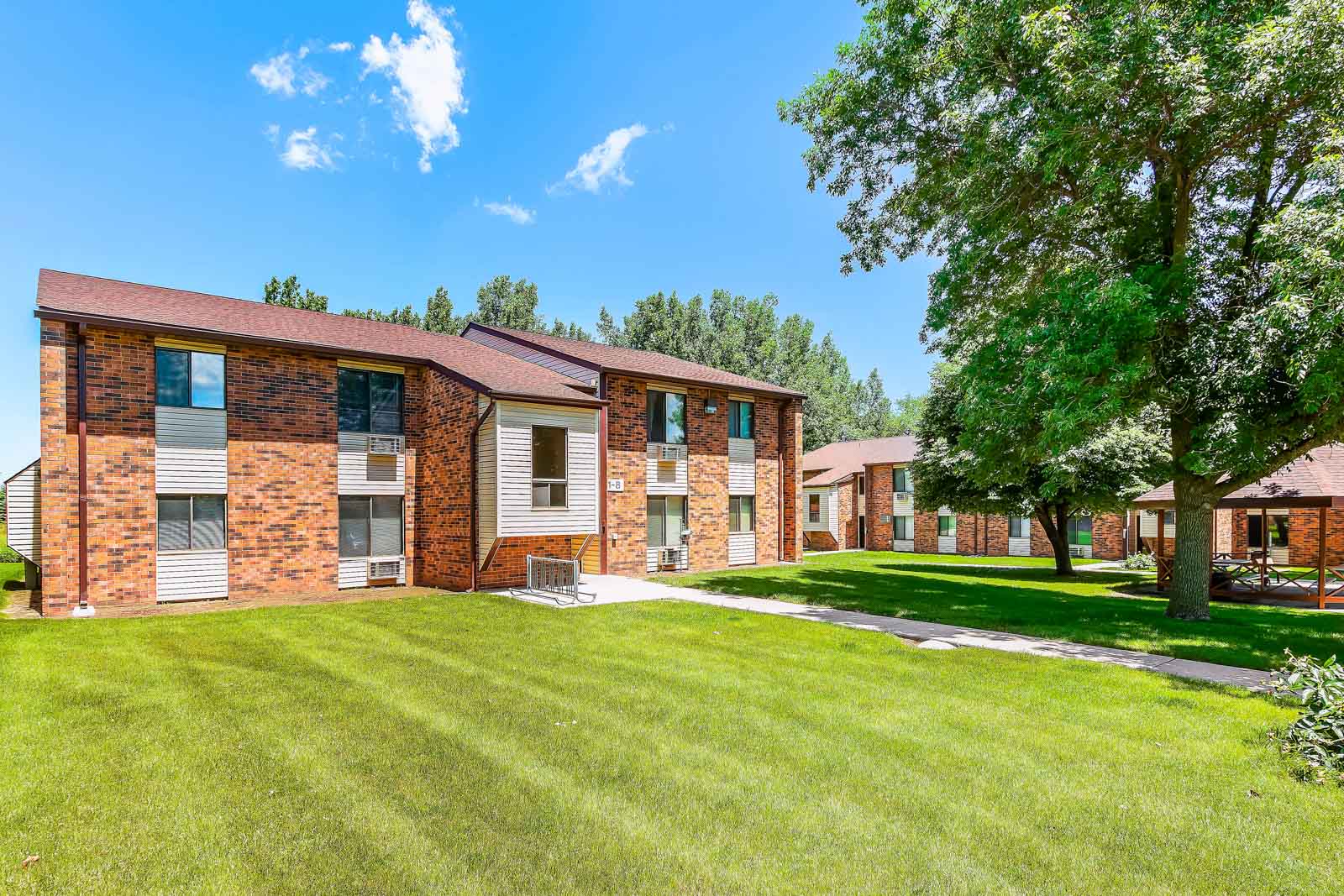 T & L Properties Exterior Photo