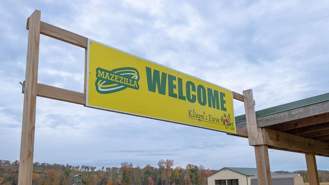 The welcome sign at Mazezilla