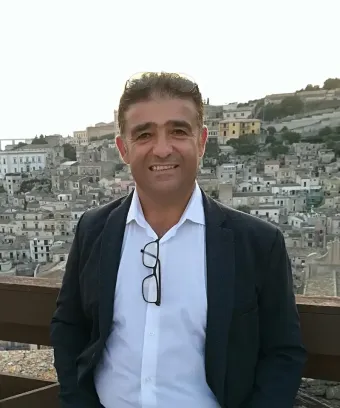 Professional driver Salvatore Covato providing private transfer services in Sicily