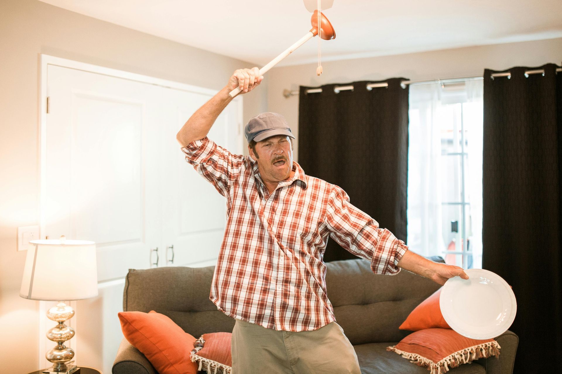 How to Choose the Right Size Plunger for Your Drain Problems?