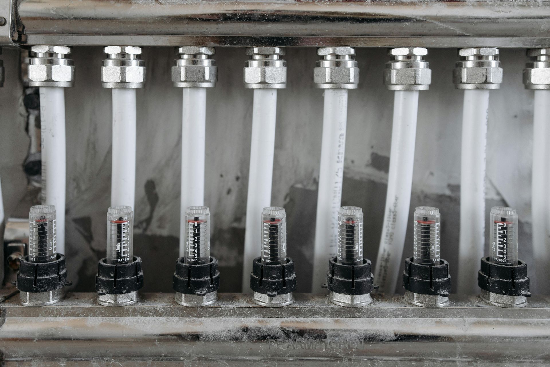 How to Safely Replace Worn-Out Valves and Connectors?