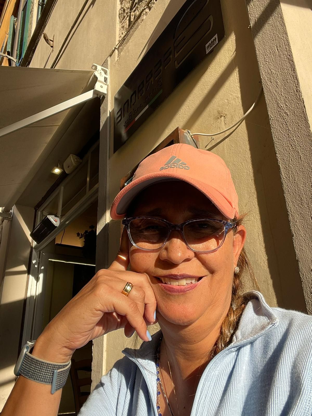 Ana María Alfonso  review