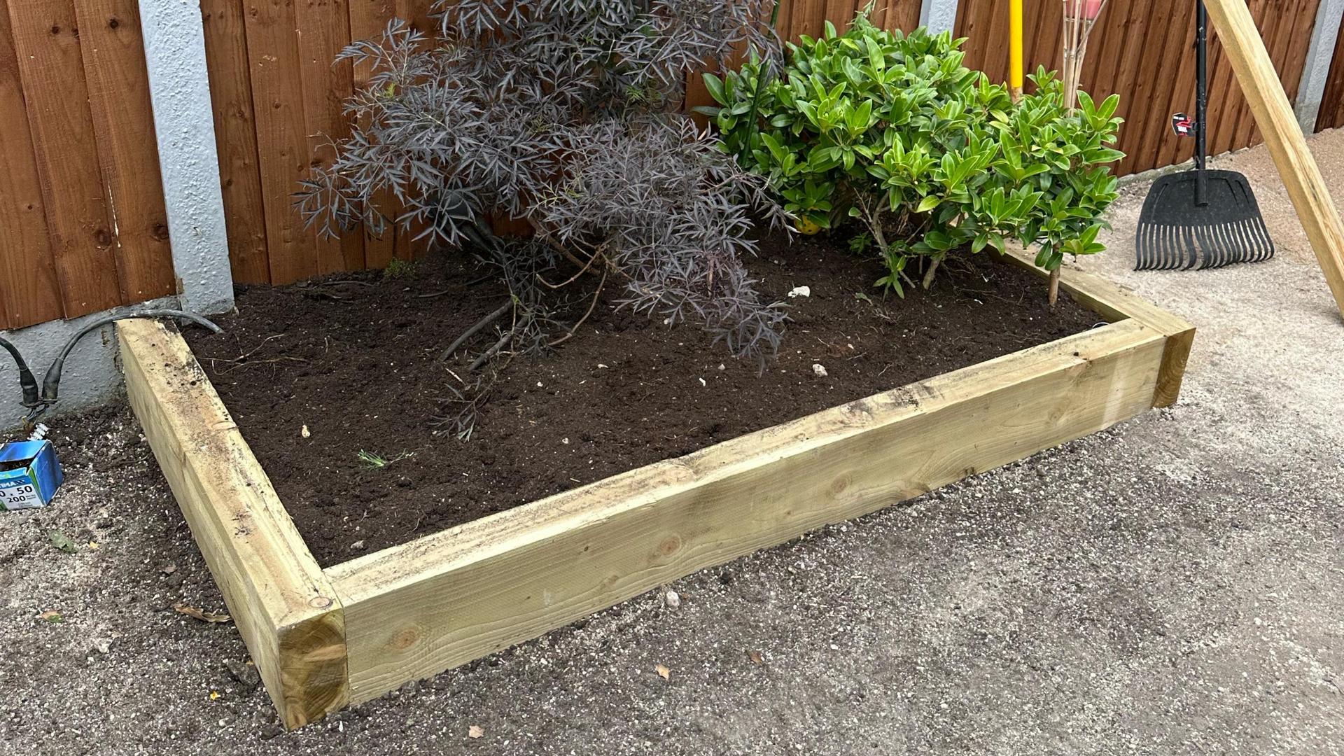 The Best Sleeper Beds and Planter Design and Installation In The UK | F&B Landscaping and Groundworks LTD