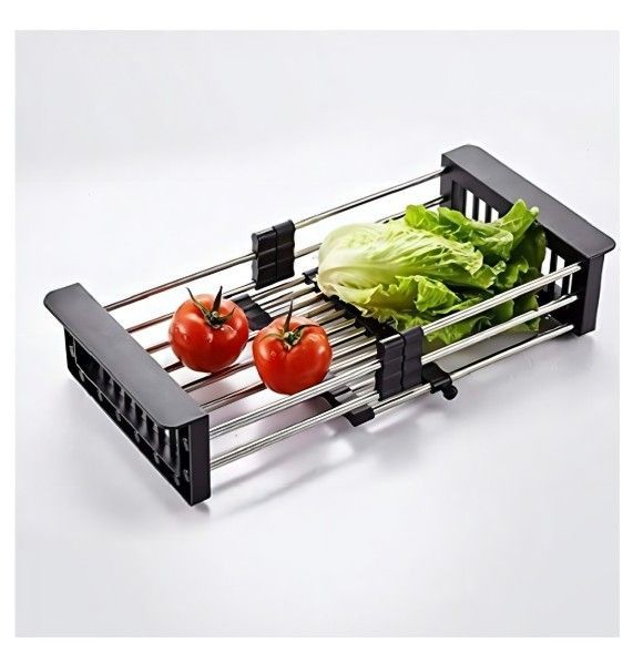 Fregadero doble de acero inoxidable con grifo, rociador y escurridor de verduras.