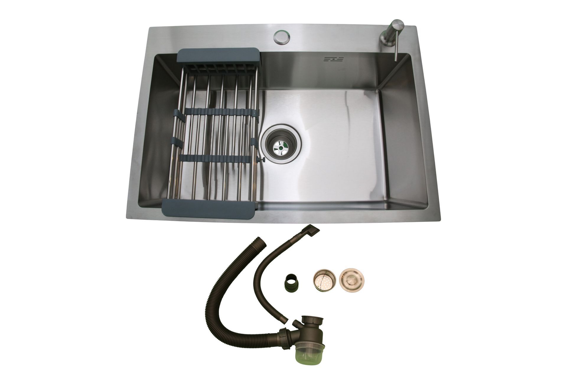 Fregadero de cocina de acero inoxidable con tendedero, grifo y desagüe.