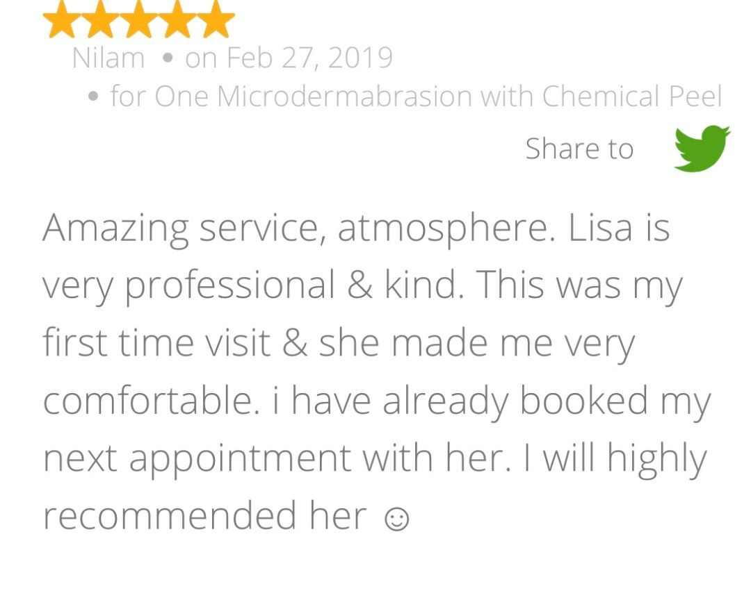 Customer review: Nilam rates Lisa 5 stars for a microdermabrasion with chemical peel; praises the service, atmosphere, and Lisa’s professionalism.