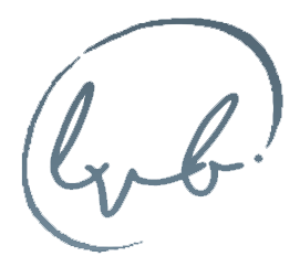 Iniciais lvb em cursivo, dentro de um oval azul.