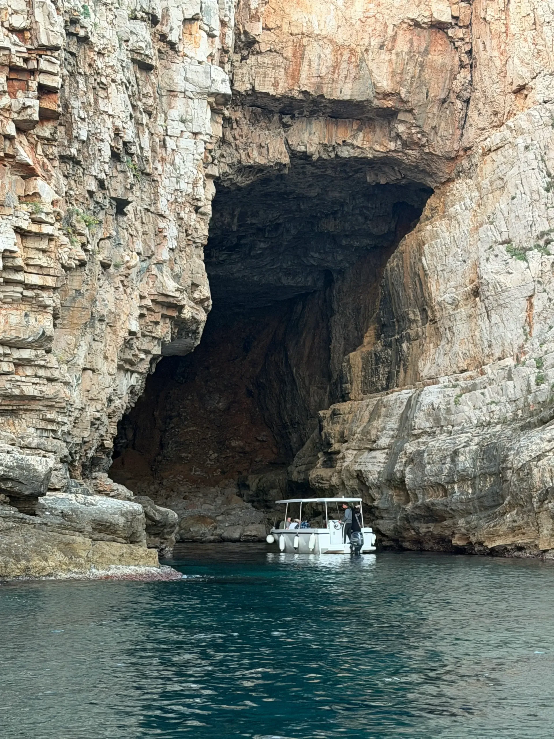 pigeons cave dubrovnik