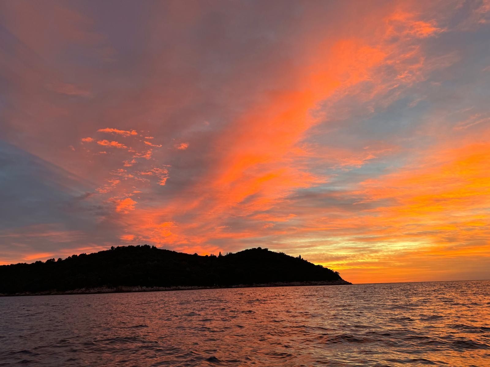 visit lokrum sunset