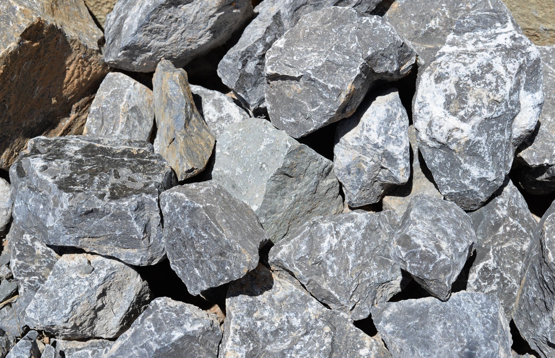 A pile of rocks sitting on top of each other on a table.
