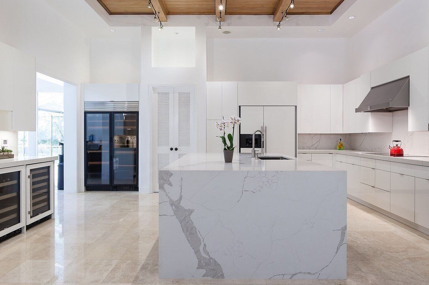Large Modern kitchen Cabinets l White Supermatte Finish with White Quartz Countertop | Miami FL