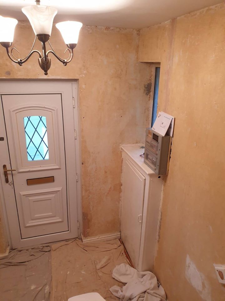 wallpaper by the door