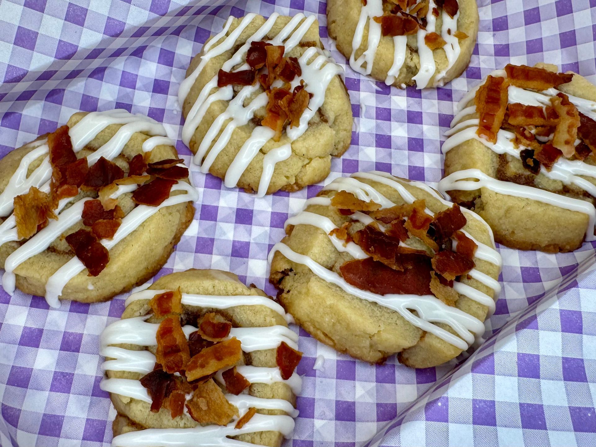 Cinnamon Roll Cookies with Bacon