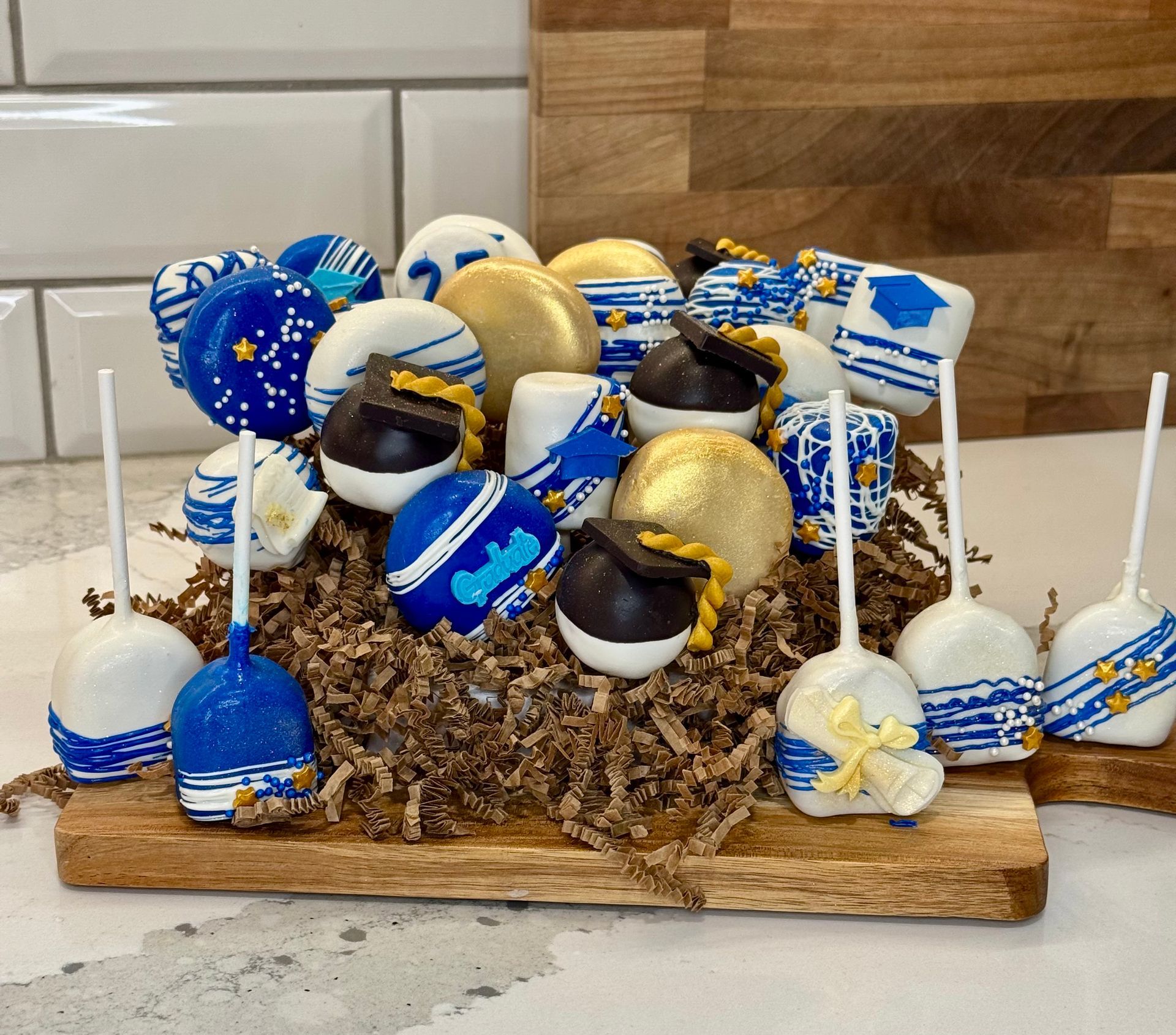 Graduation Cake Pops