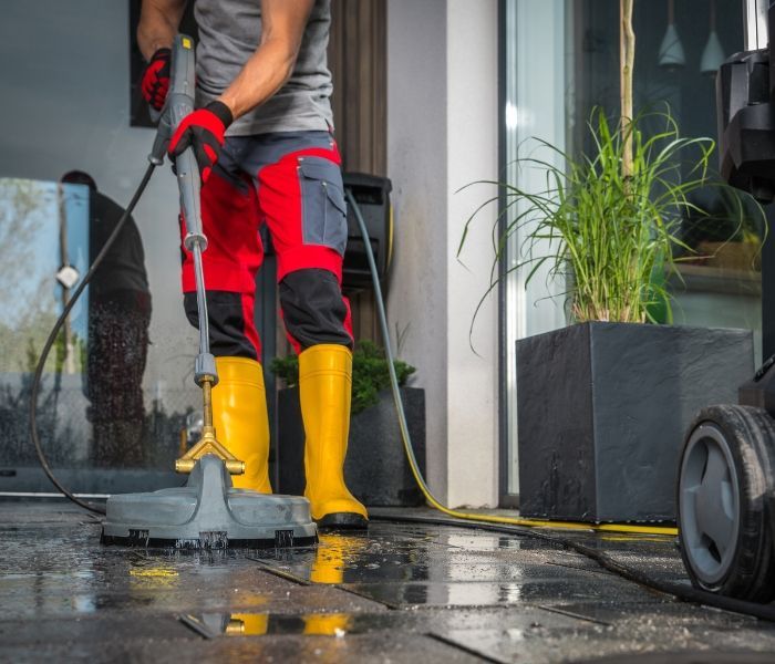 A blue and white wall with a geometric pattern painted on it.