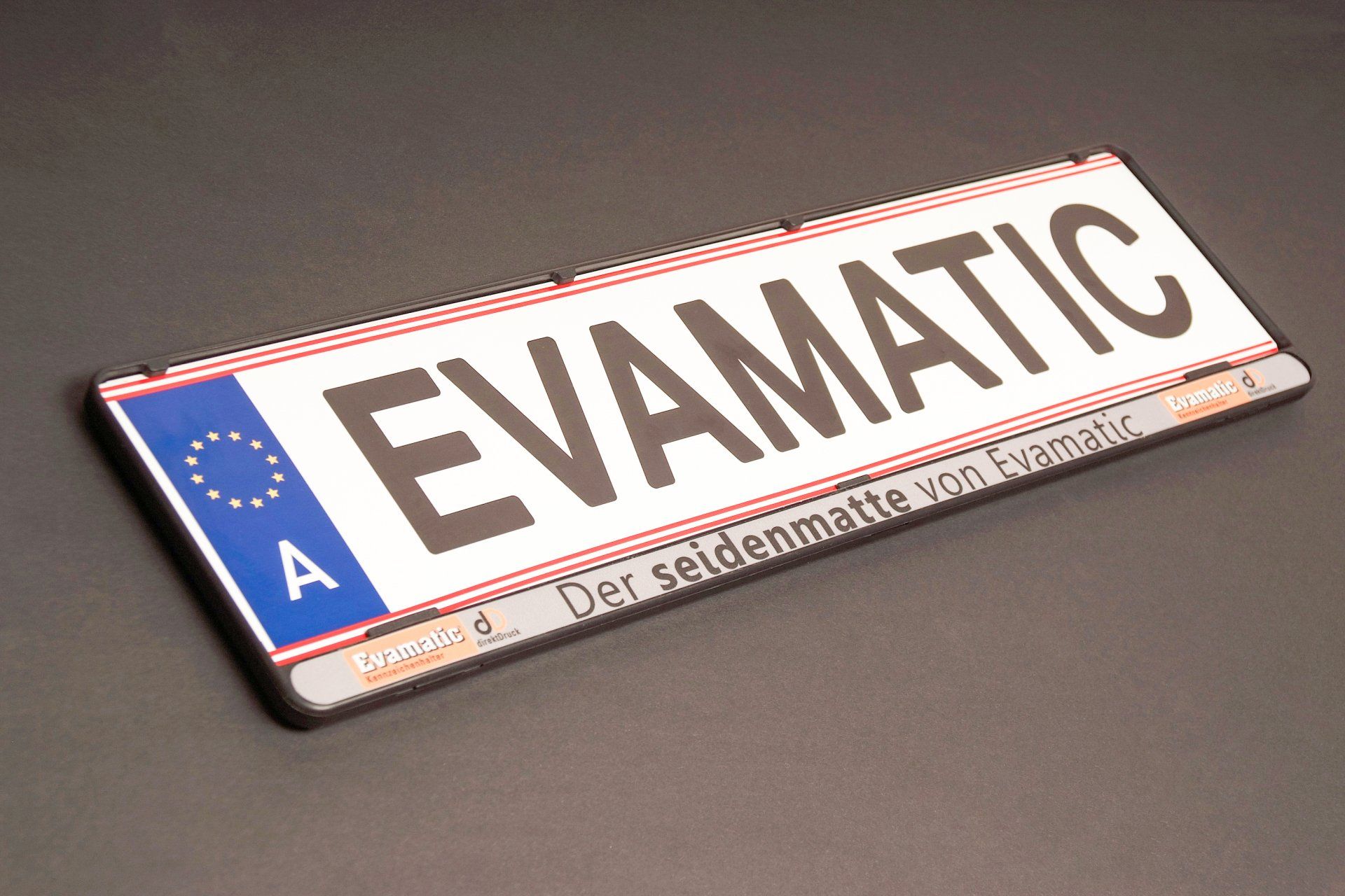 Ein Nummernschild mit der Aufschrift „evamatic“