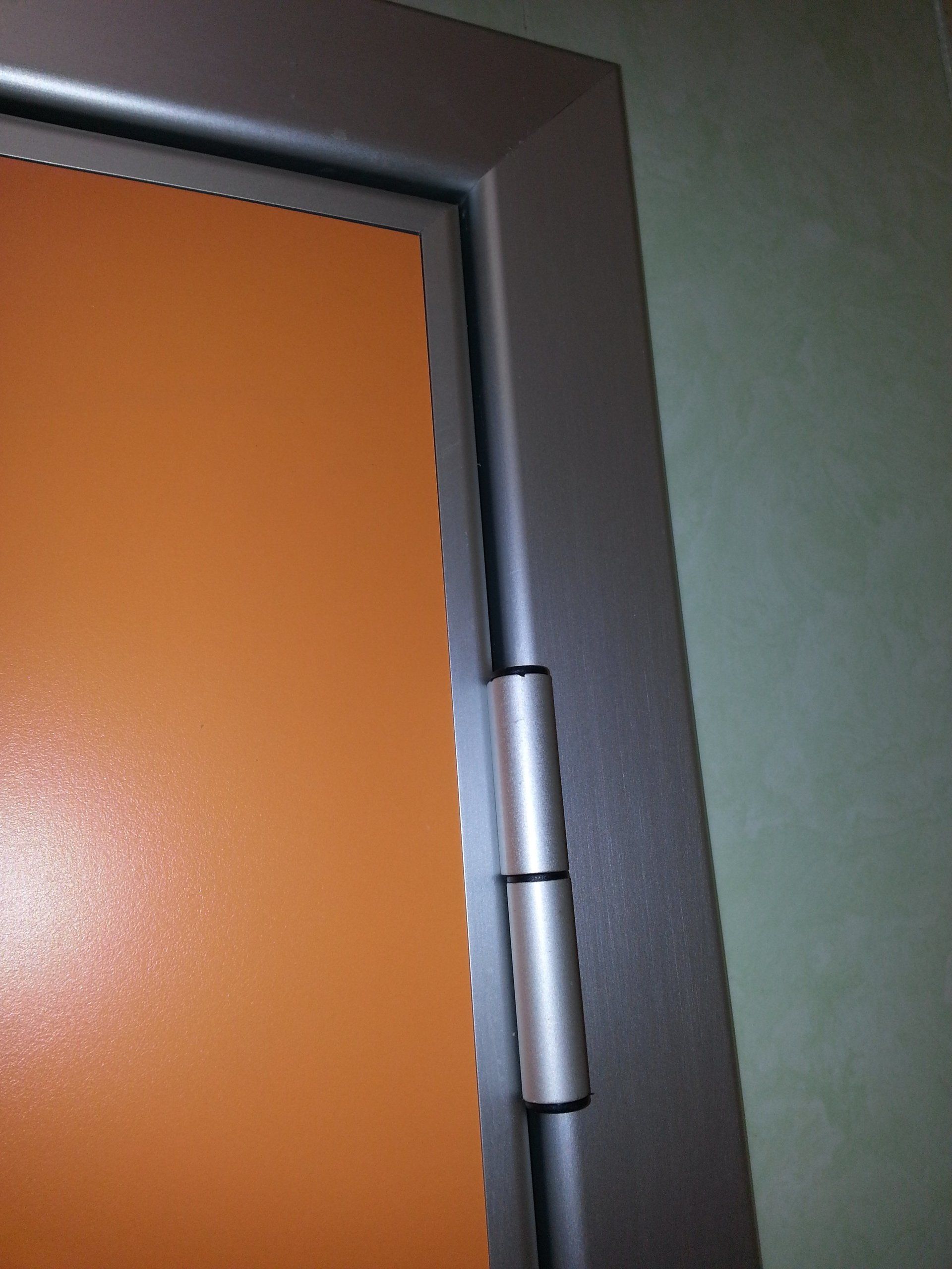 Dettaglio porta a battente