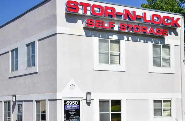 The front entrance to STOR-N-LOCK Self Storage in Cottonwood Heights, Utah