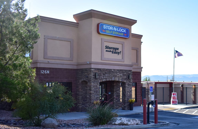 The front entrance to STOR-N-LOCK Self Storage in Hurricane, Utah