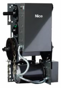 Un bel ouvre-porte de garage avec un moteur attaché.