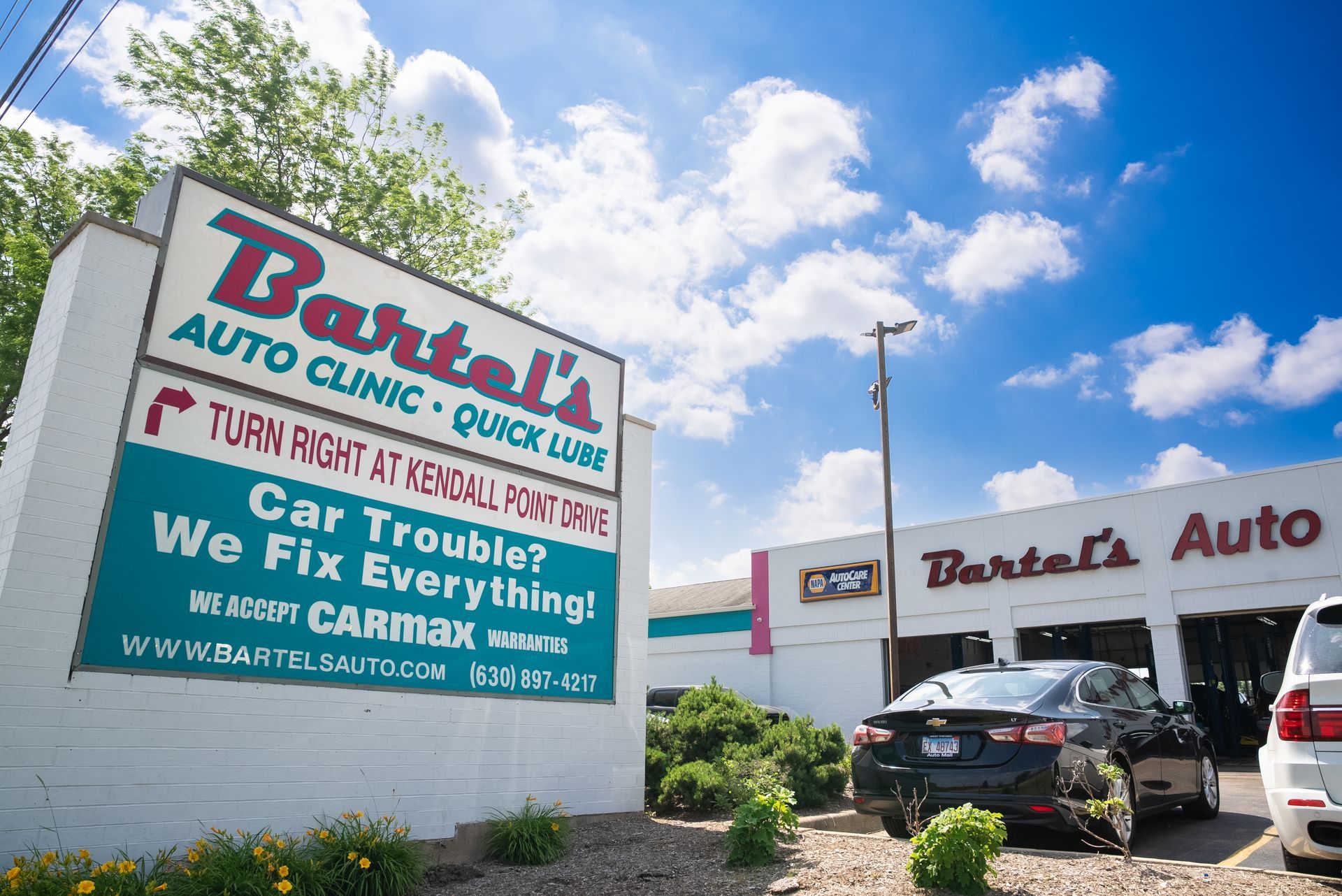 Bartel’s Auto Clinic Street Sign and Facility Exterior | Bartel's Auto Clinic