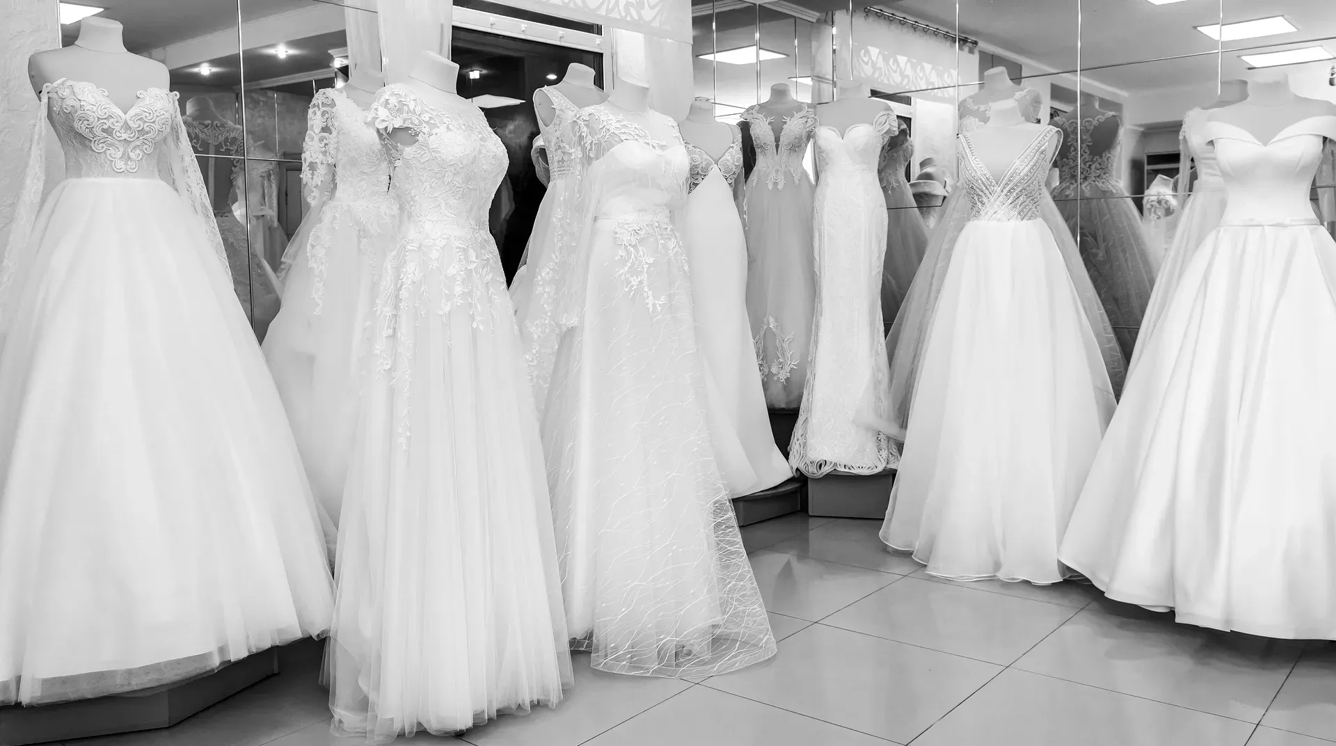 Wedding Dress Alteration Red Flags: How to Spot an Inexperienced Tailor blog image