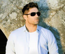 man looking great in his sun glasses