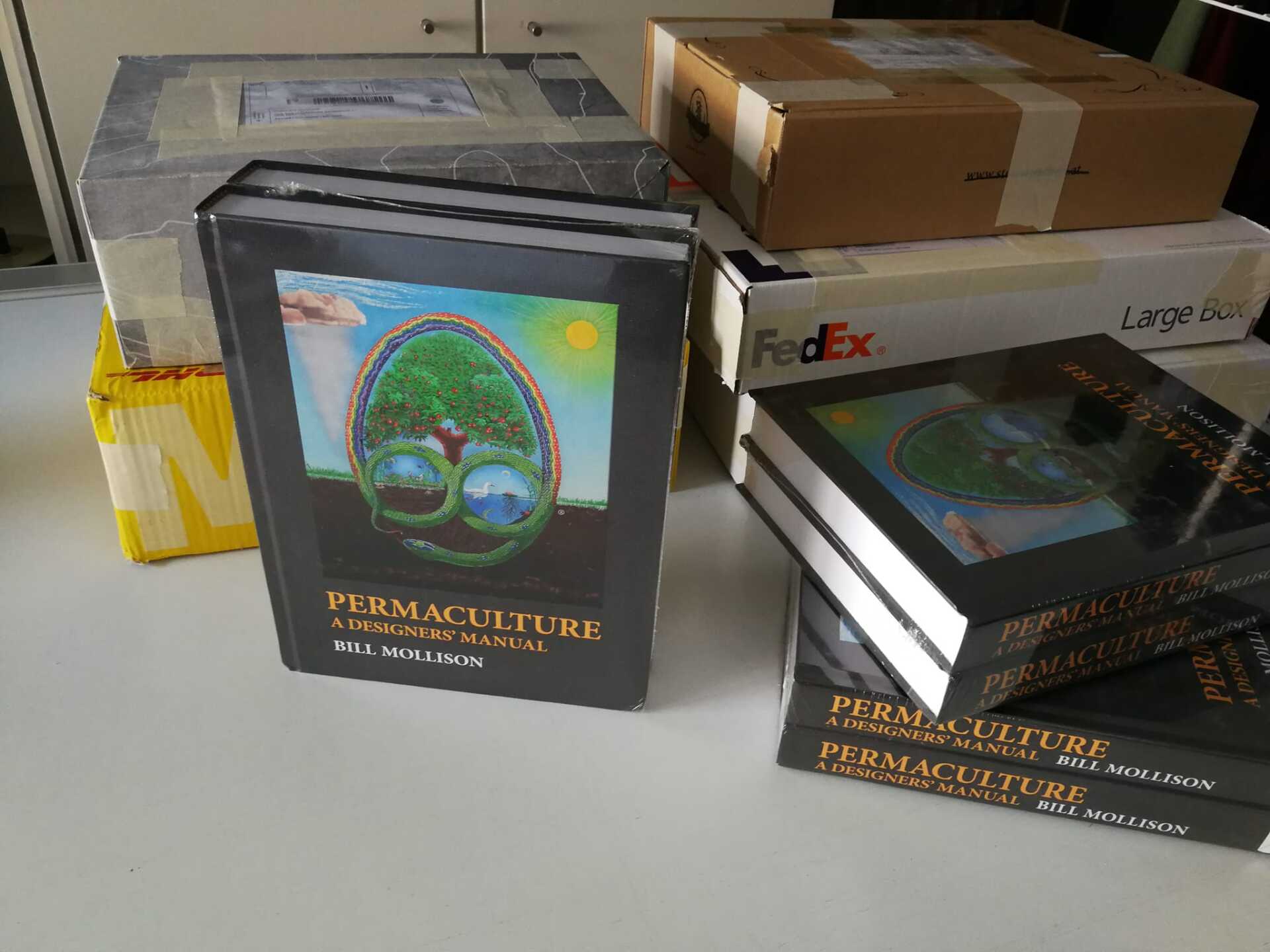 permaculture designers' manual pereniah