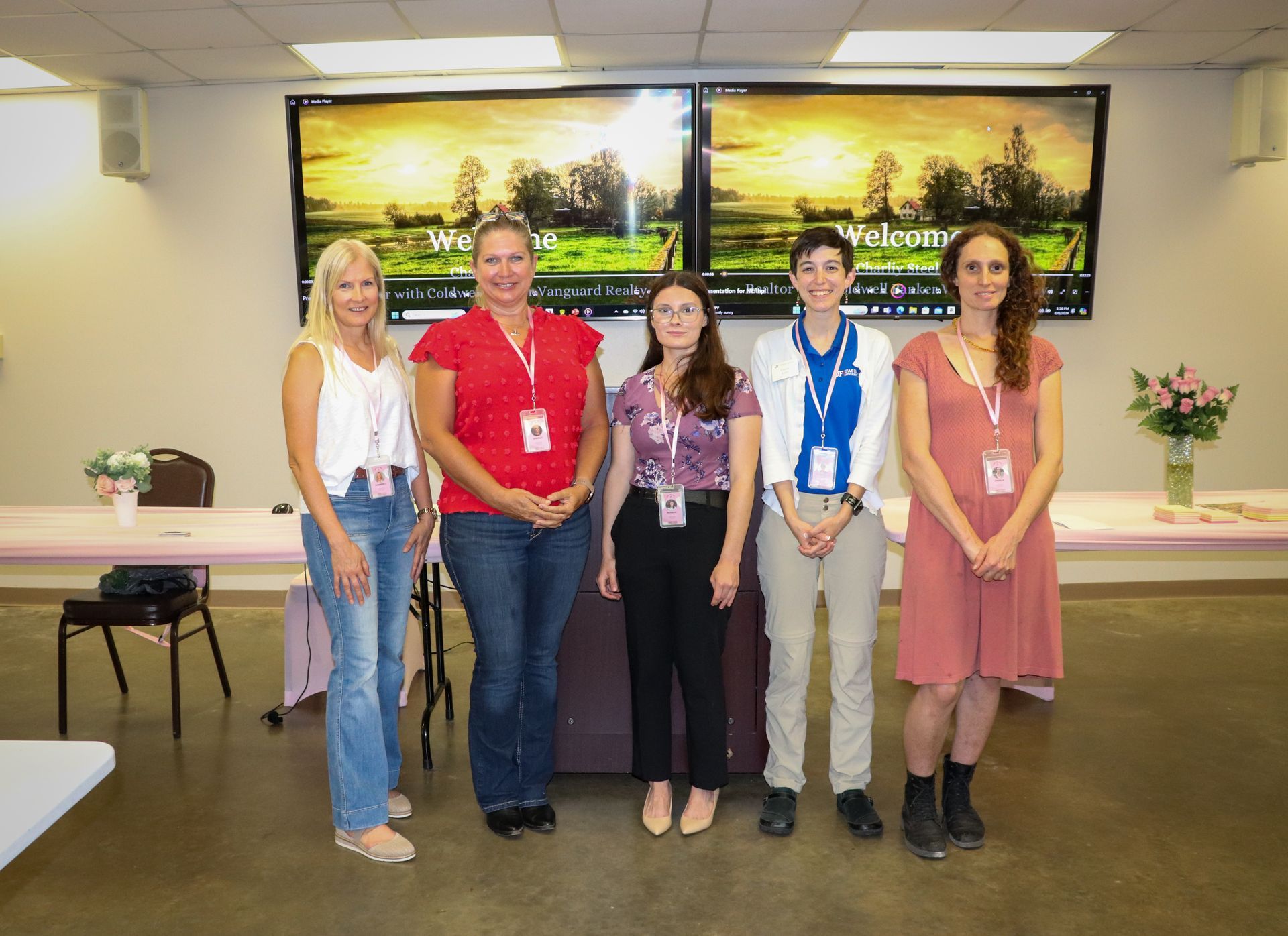 group picture at Neflhpl event