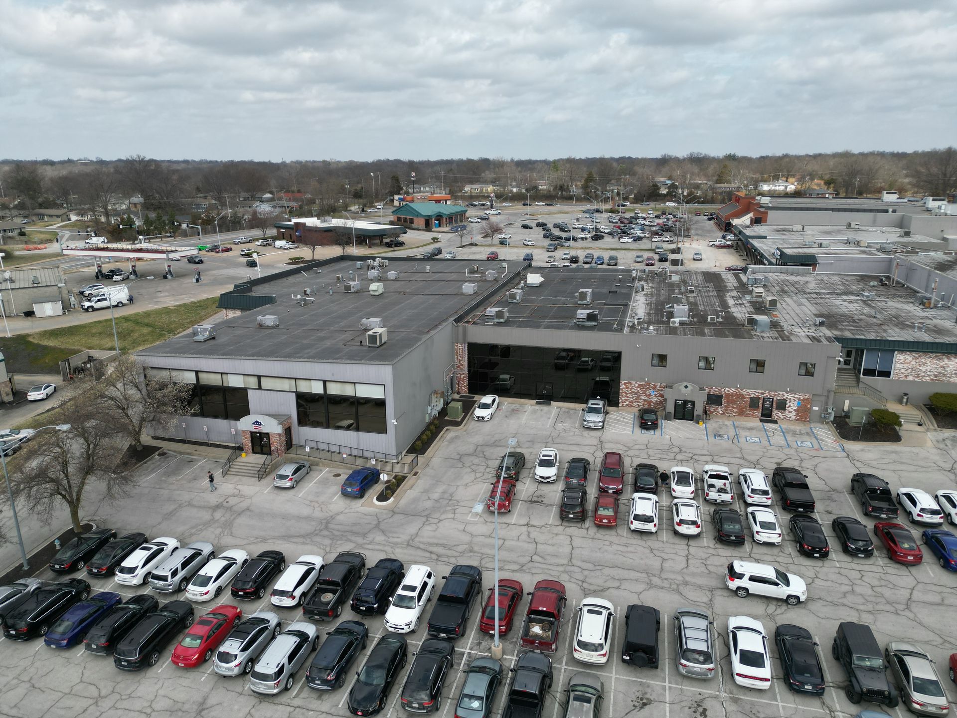 Sign a Lease for a Commercial Property in Columbia, MO With Help From the Pros at Lindner Properties