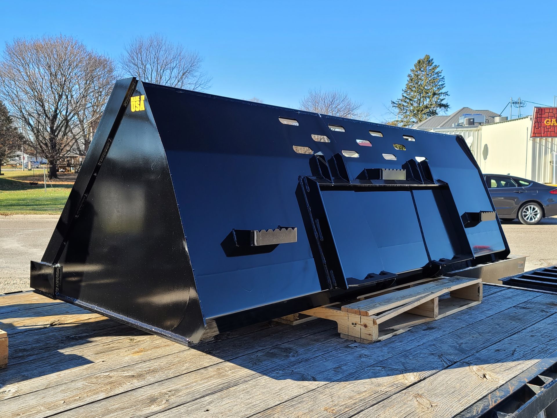 Stinger Snow Bucket (SNB)