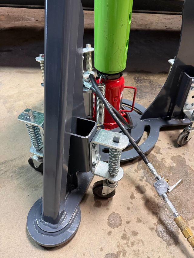 ECHO | 20 Ton Pneumatic Agricultural Sprayer Jack & Safety Stand