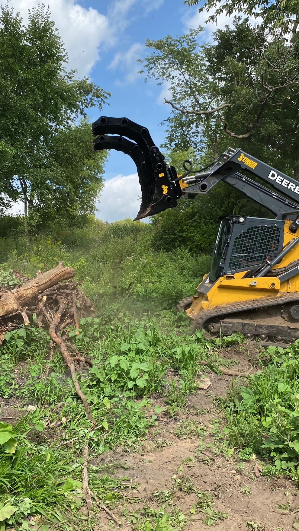 Skid Steer CG Clam Grapple (CG)
