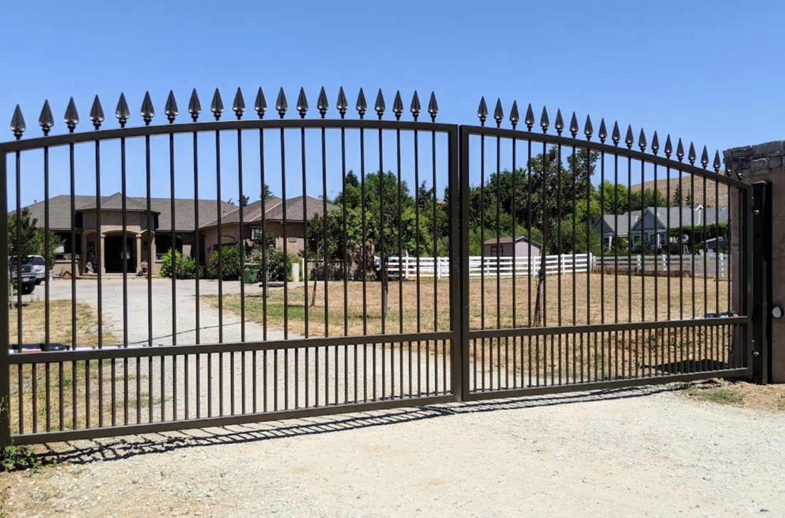 Fencing & Gates Darwin Rabbo’s Fencing