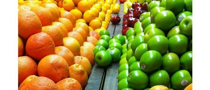 arrumes de frutas manzanas y naranjas
