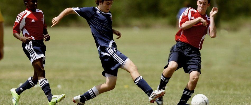 close up de jugadores de fútbol