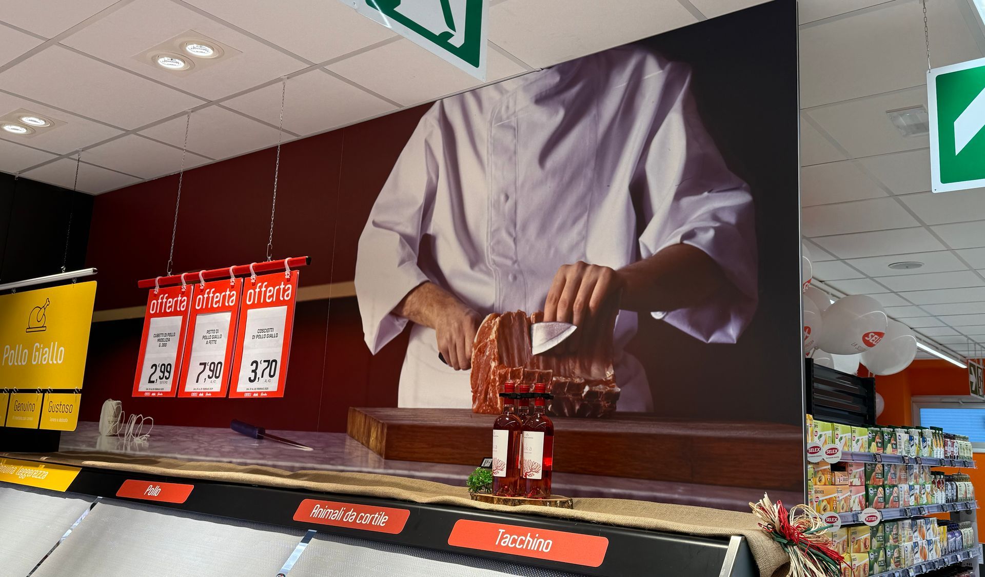 insegna luminosa di una gelateria