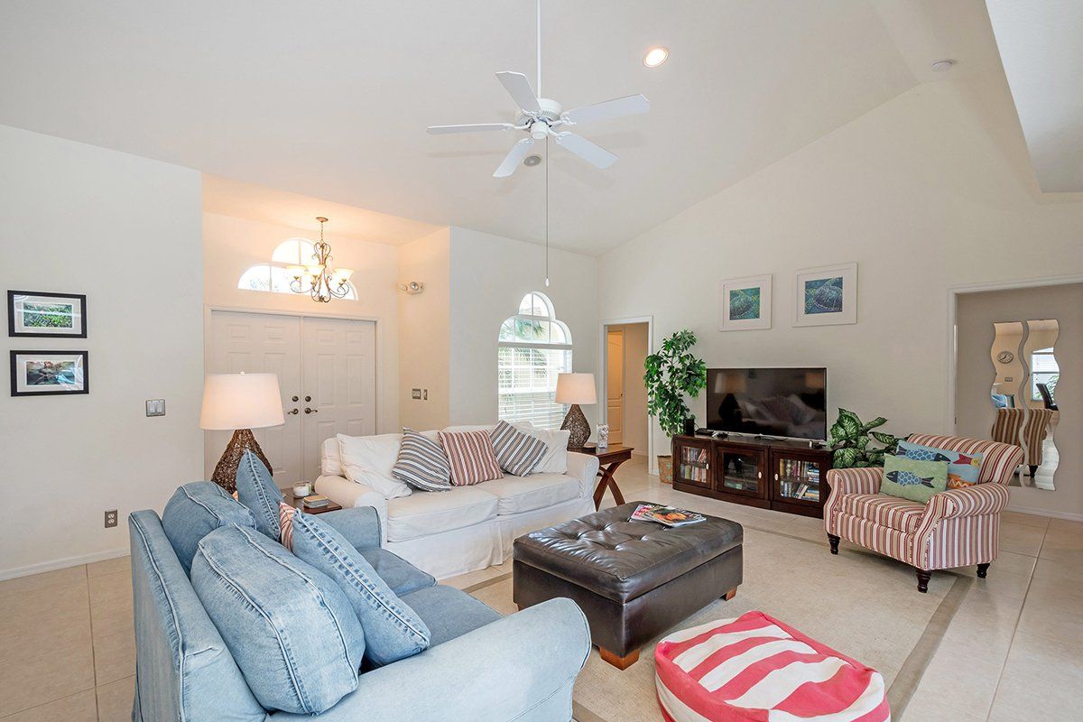 Living room at Naples Lake View, Briarwood, Florida