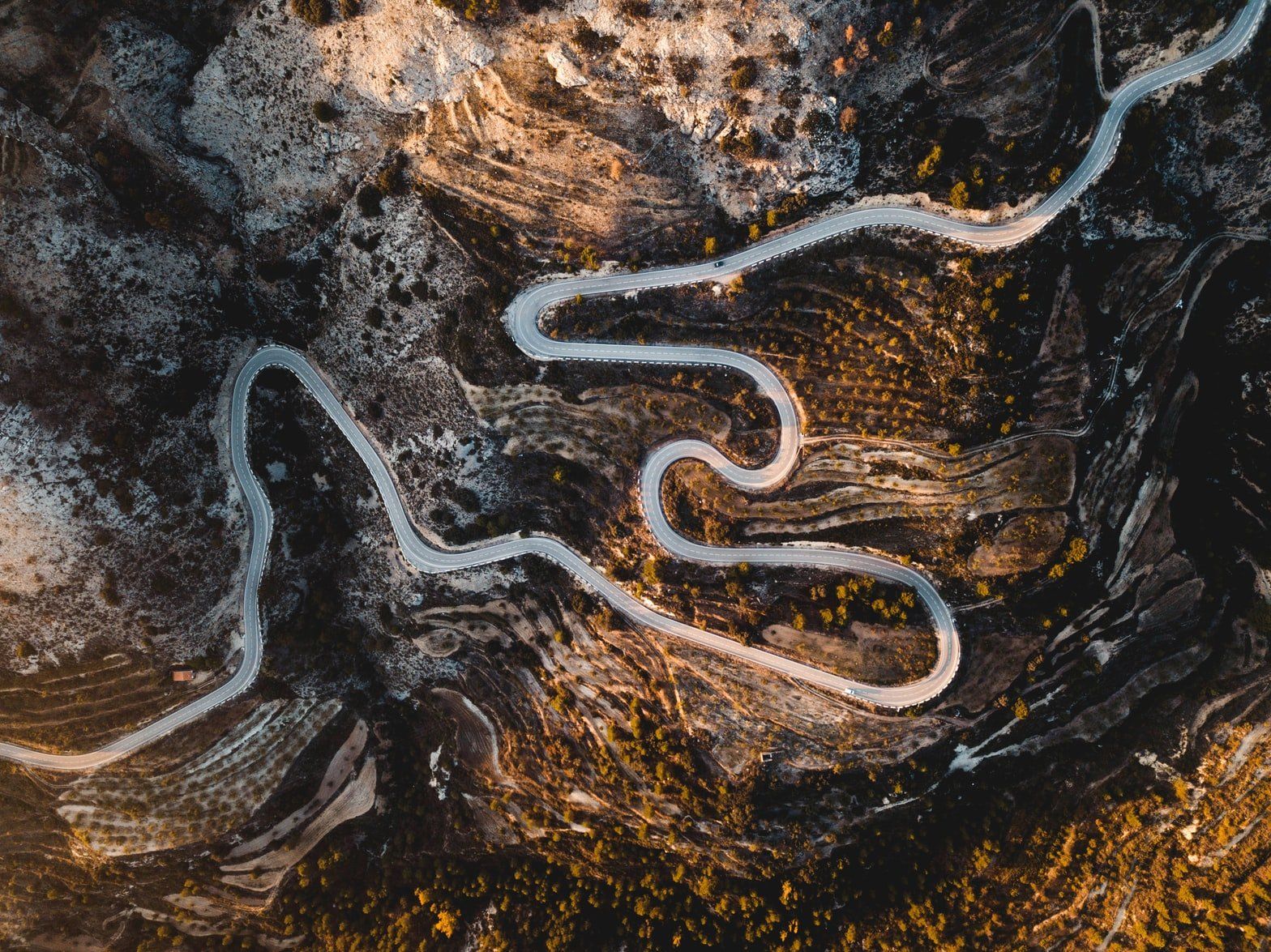 Bird's eye view of a windy road