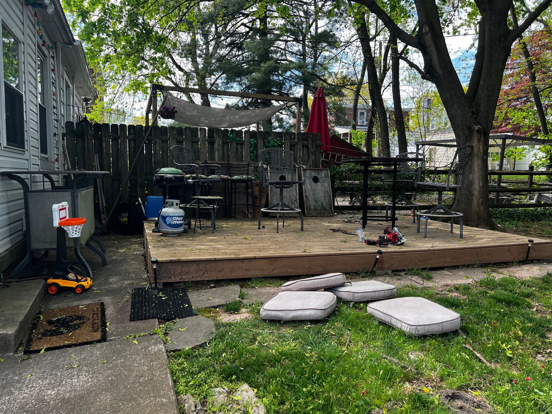 Junk removal job in Norristown before photos