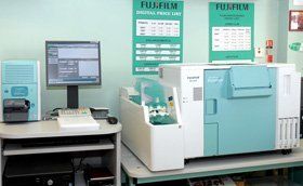 Pharmaceutical services - Swansea, Wales  - Kevin Thomas Pharmacy - Fuji lab