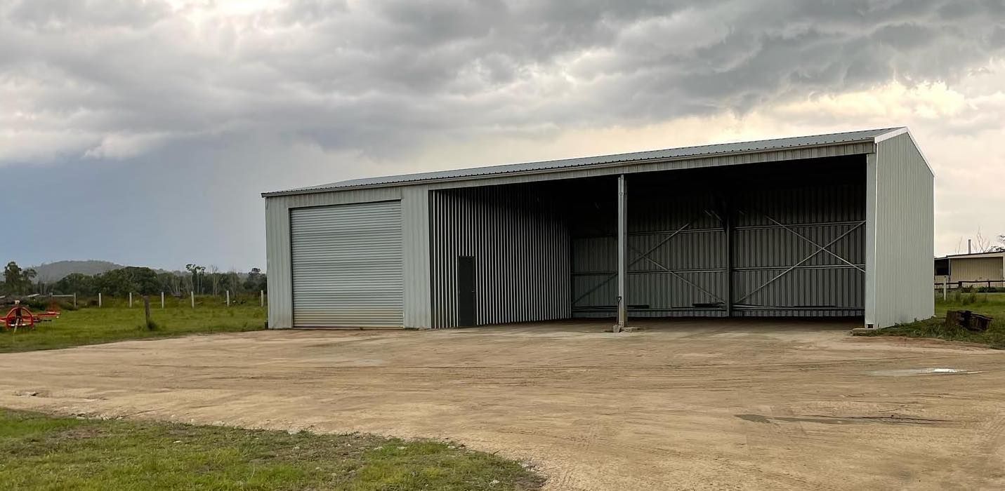 White Dump Truck - Professional Earthmovers in Grafton, NSW