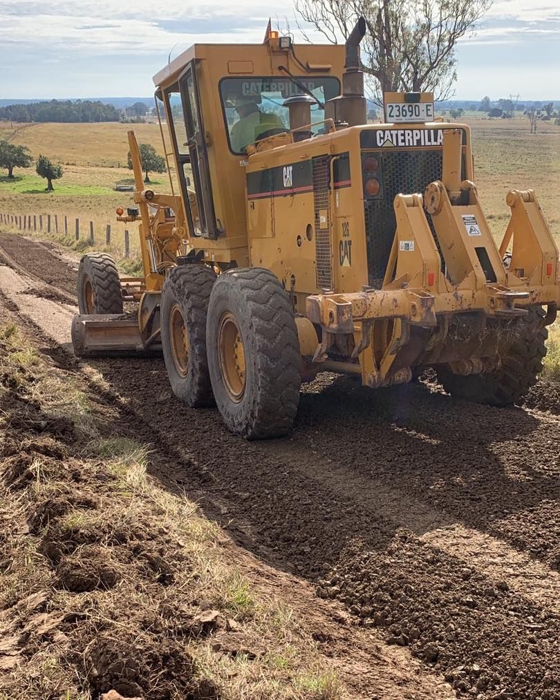 Excavator on Duty - Professional Earthmovers in Grafton, NSW