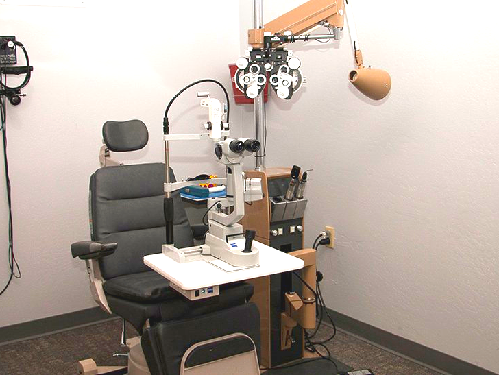 Rummel Eye Care Prescott AZ — Seniors Trekking in Yavapai County, AZ