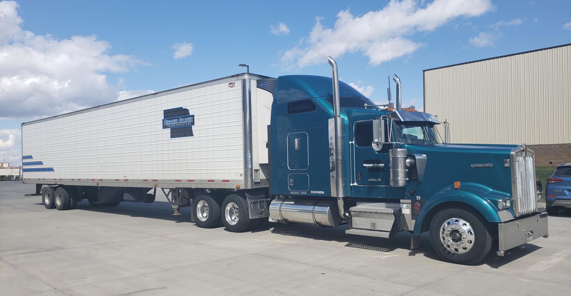 Truck Jobs — Trailer  Truck in La Vista, Nebraska