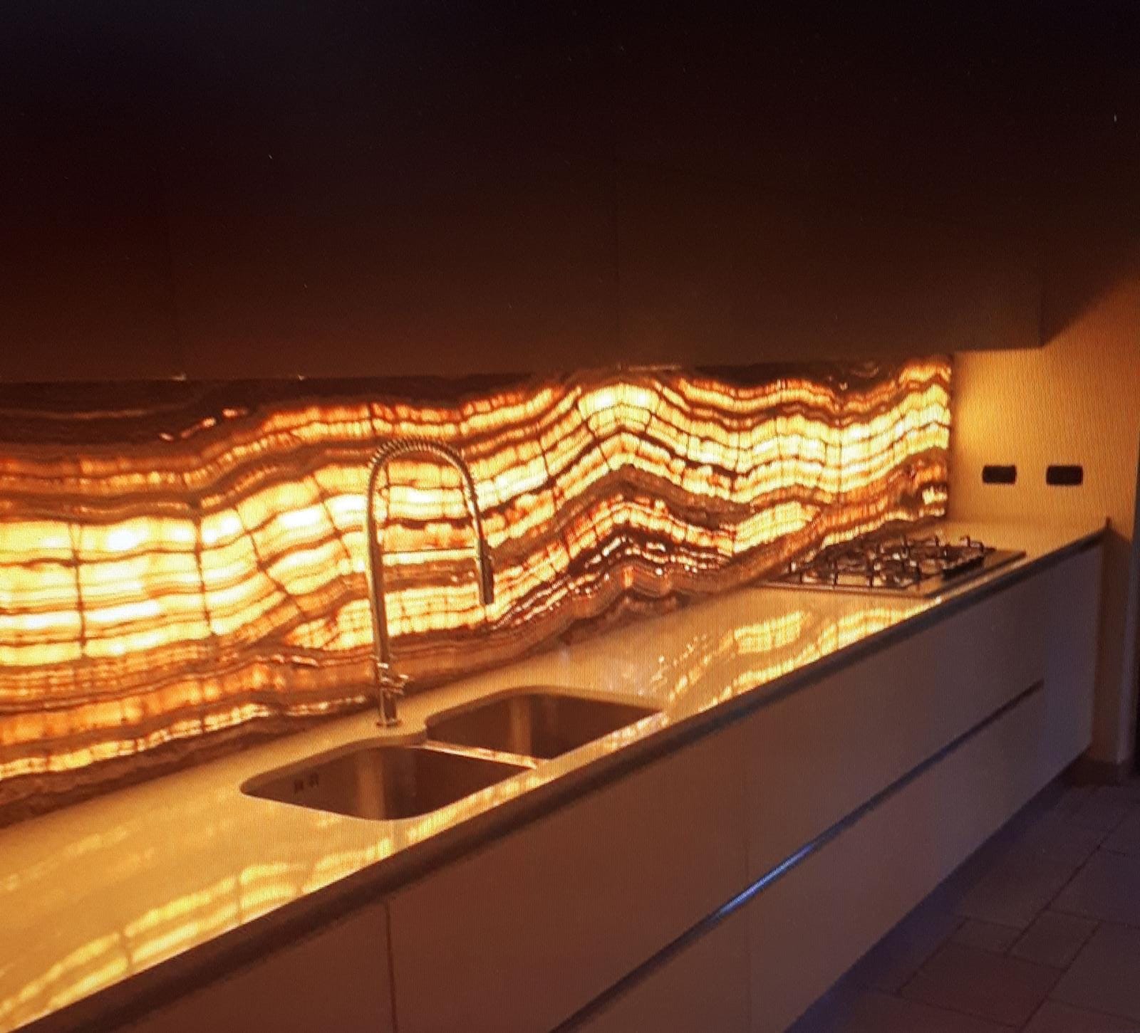 superficie cucina in pietra