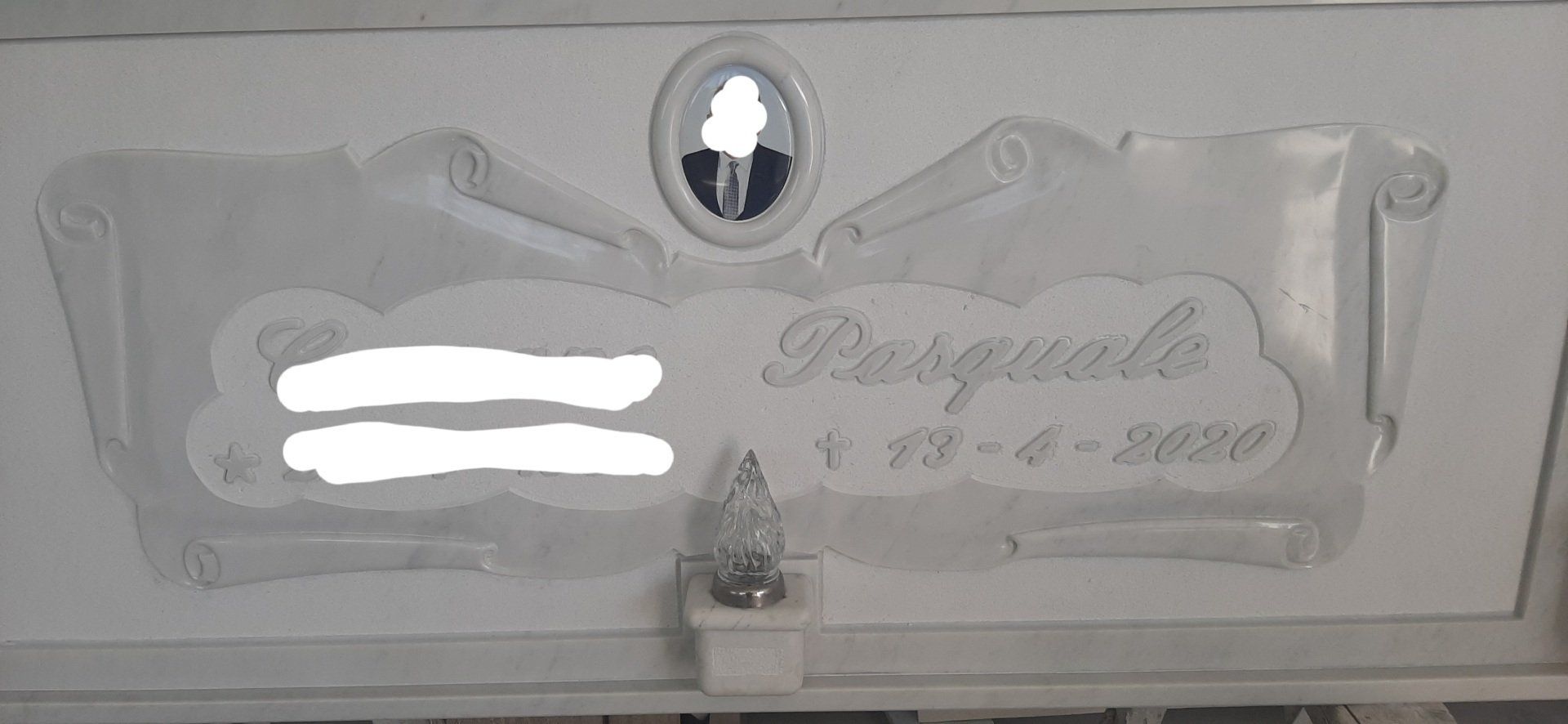 realizzazione lapide in marmo