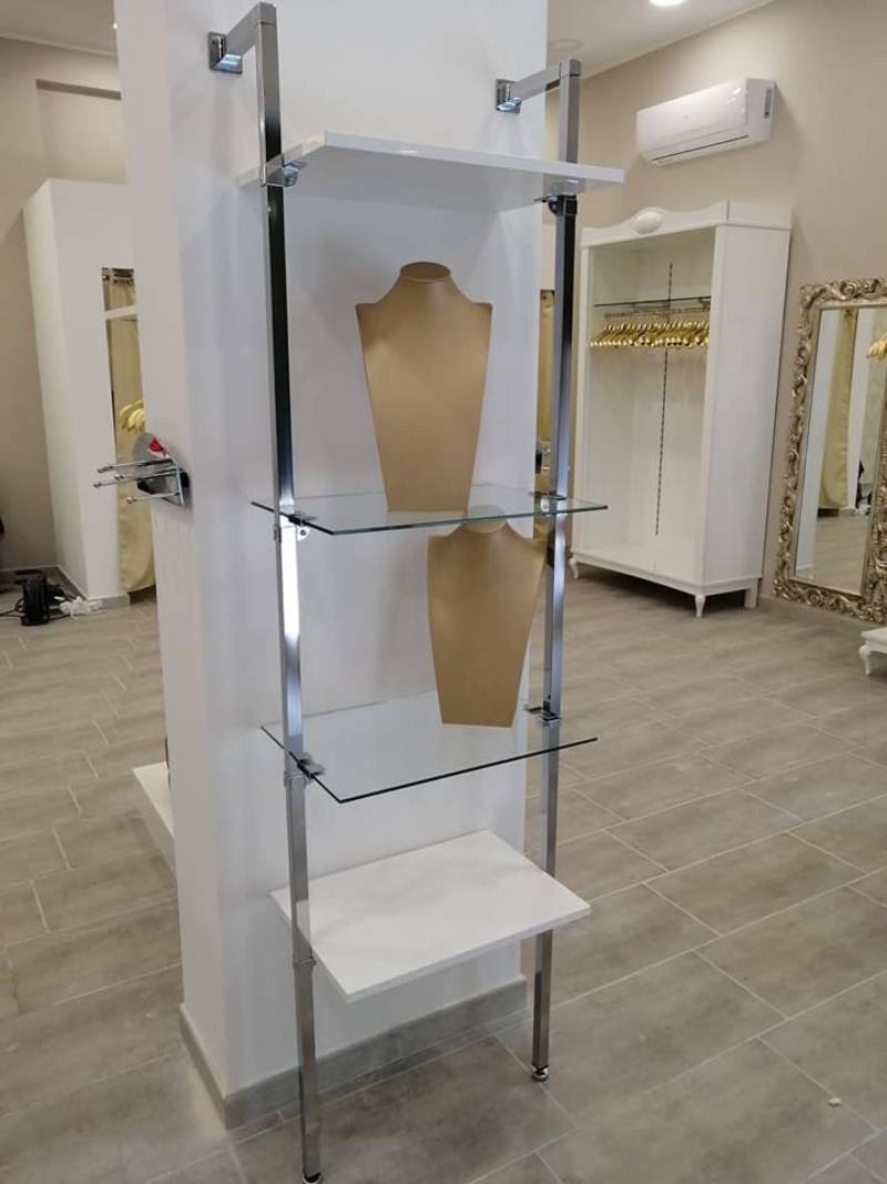 stender e appendini per negozi